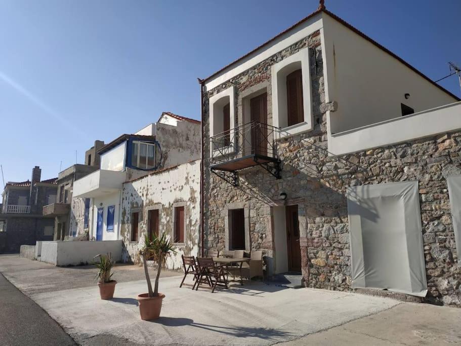 Two-Storey House In Kardamyla Marmaron  Экстерьер фото